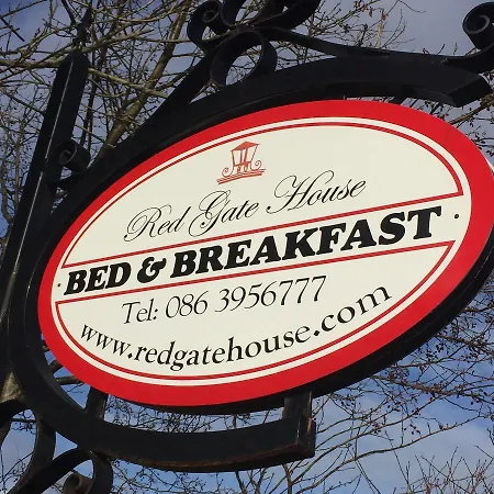 Red Gate House 4* Malin