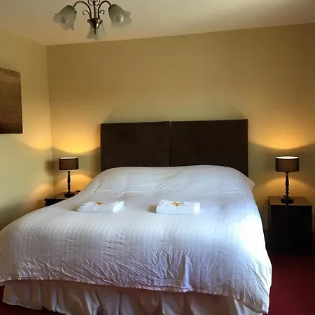 Red Gate House 4* Malin