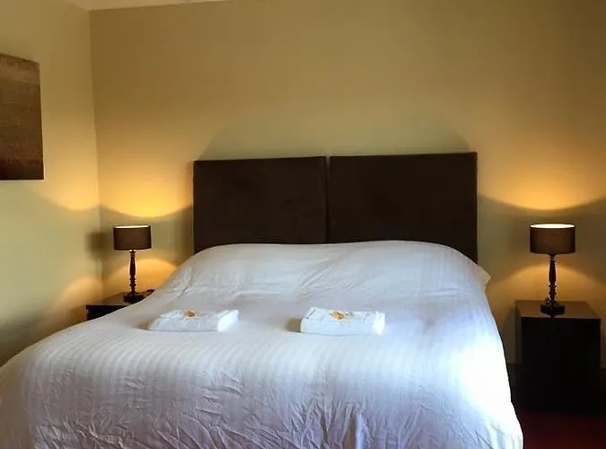 Red Gate House 4* Malin