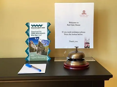 Red Gate House 4* Malin